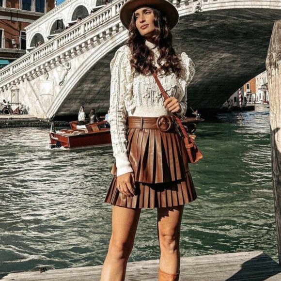 NWT ZARA PLEATED FAUX LEATHER SKIRT WHISKY 3046/328 - Picture 2 of 13